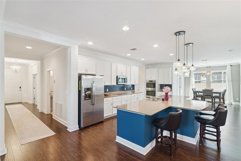 For Sale: $949,000 (5 beds, 3 baths, 2953 Square Feet)