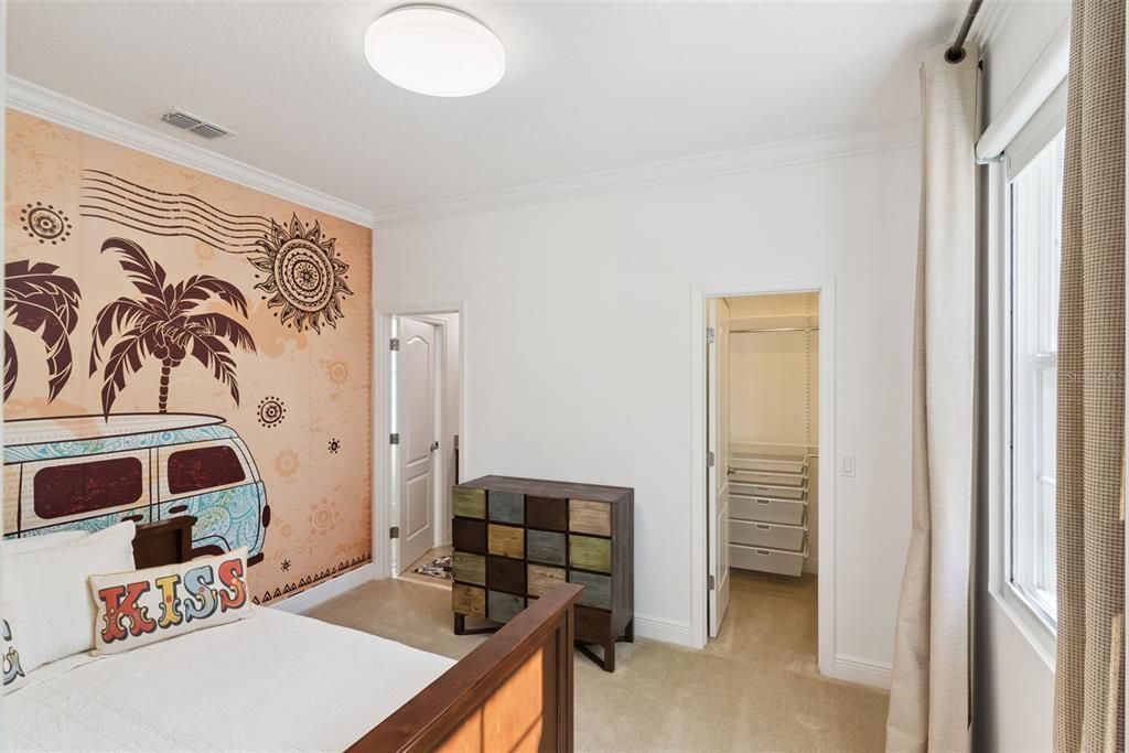 For Sale: $949,000 (5 beds, 3 baths, 2953 Square Feet)