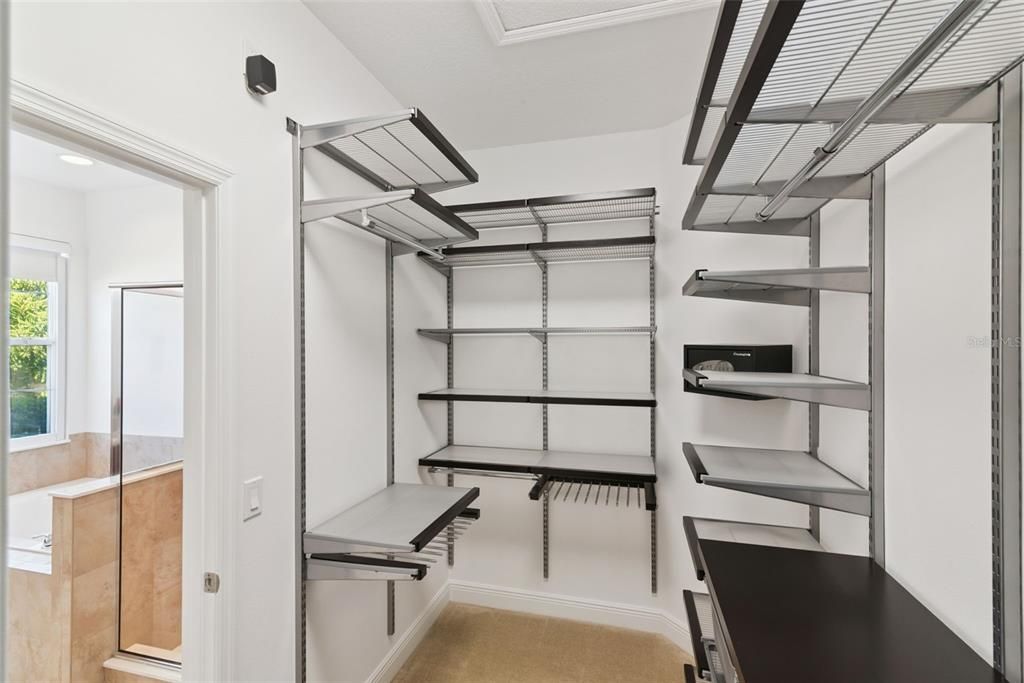 For Sale: $949,000 (5 beds, 3 baths, 2953 Square Feet)