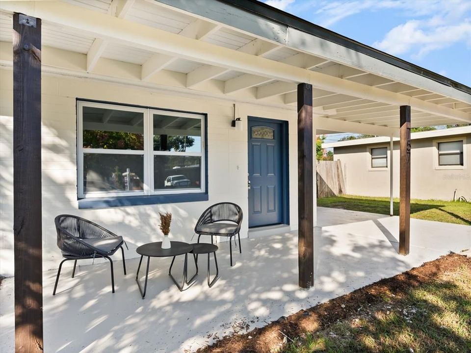 For Sale: $329,900 (3 beds, 2 baths, 1238 Square Feet)