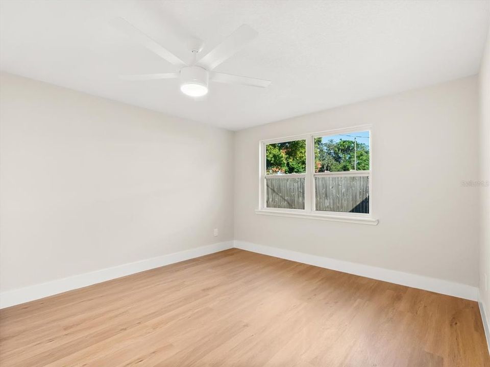 For Sale: $329,900 (3 beds, 2 baths, 1238 Square Feet)