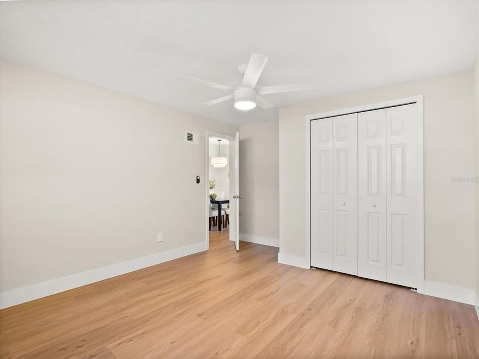 For Sale: $329,900 (3 beds, 2 baths, 1238 Square Feet)