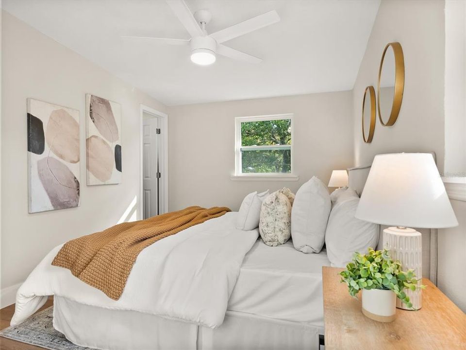 For Sale: $329,900 (3 beds, 2 baths, 1238 Square Feet)