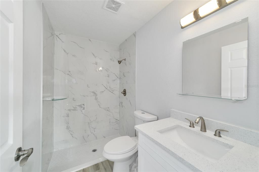 Active With Contract: $212,900 (3 beds, 2 baths, 1127 Square Feet)