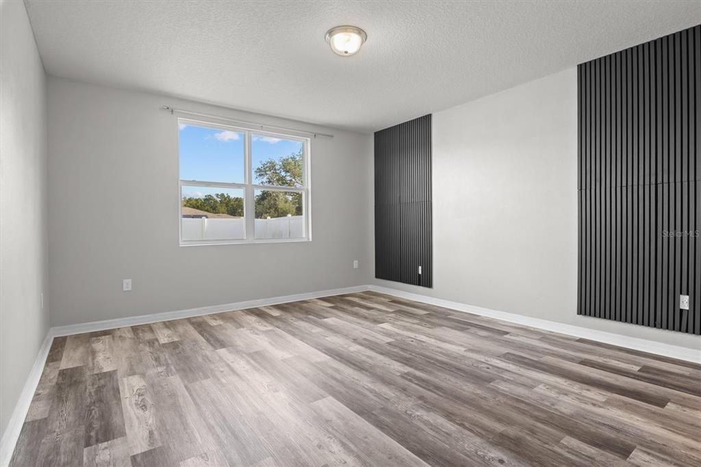 待售: $353,500 (4 贝兹, 3 浴室, 1943 平方英尺)