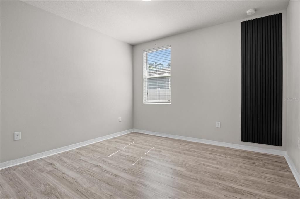 待售: $353,500 (4 贝兹, 3 浴室, 1943 平方英尺)