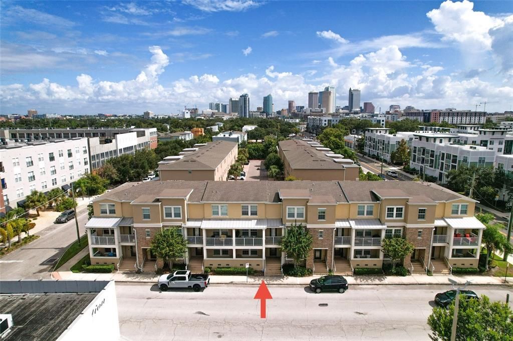 出租: $3,850 (3 贝兹, 3 浴室, 2226 平方英尺)