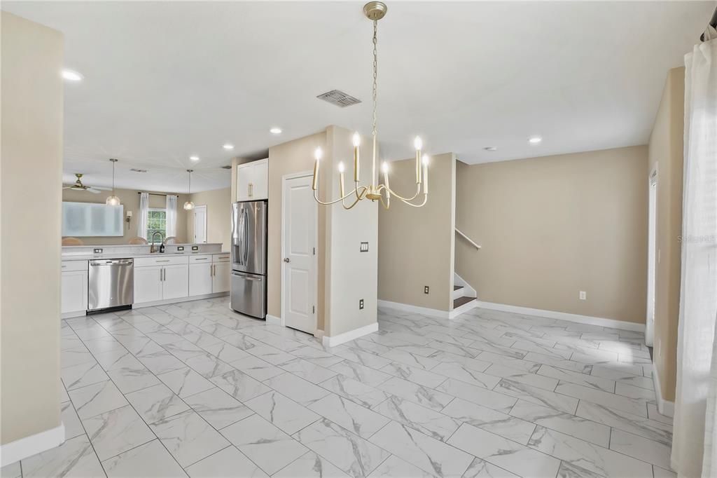 出租: $3,850 (3 贝兹, 3 浴室, 2226 平方英尺)