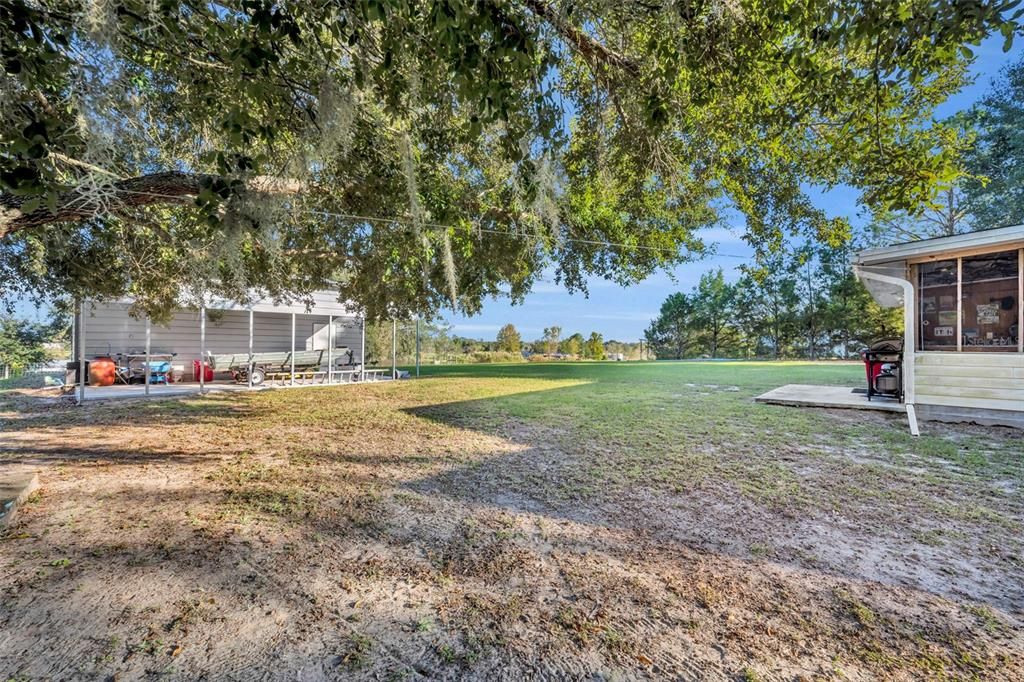 Active With Contract: $255,000 (2 beds, 2 baths, 600 Square Feet)