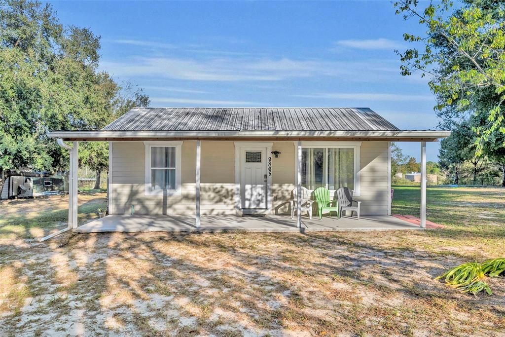 Active With Contract: $255,000 (2 beds, 2 baths, 600 Square Feet)