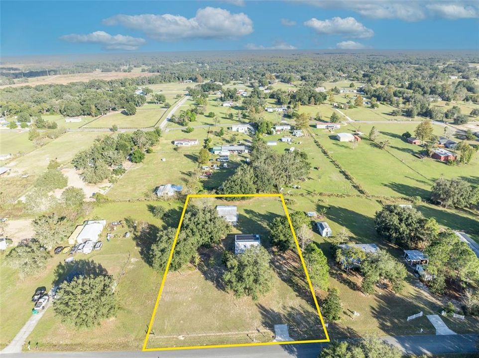 Active With Contract: $255,000 (2 beds, 2 baths, 600 Square Feet)