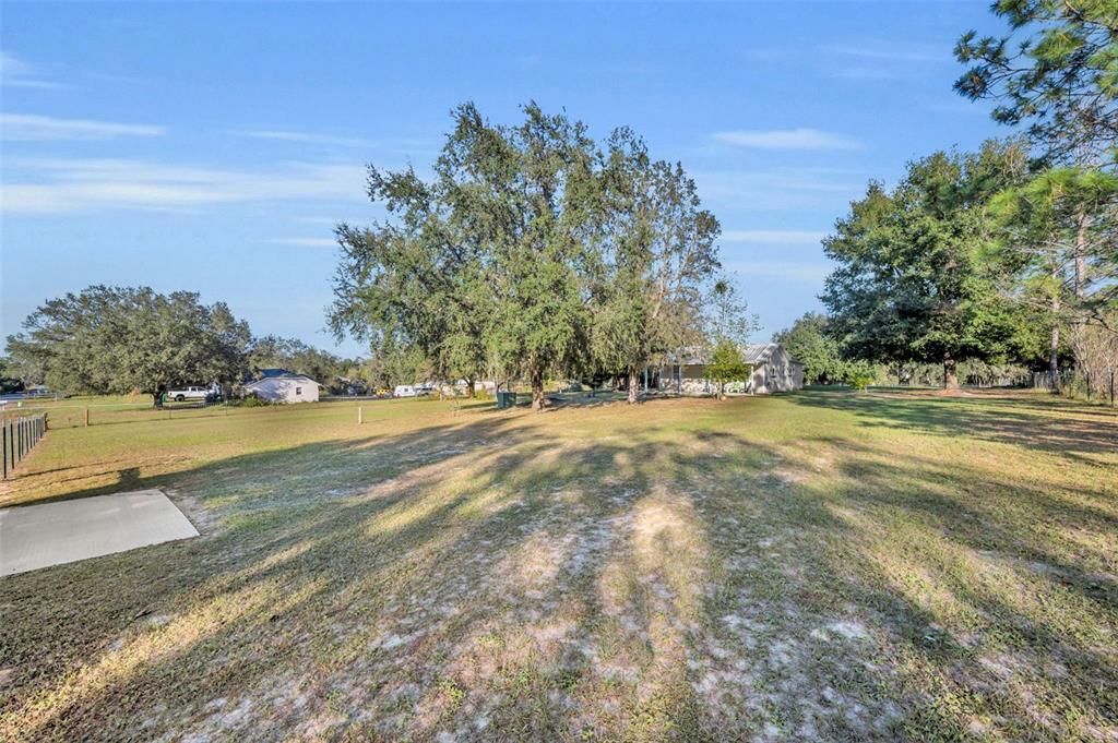 Active With Contract: $255,000 (2 beds, 2 baths, 600 Square Feet)