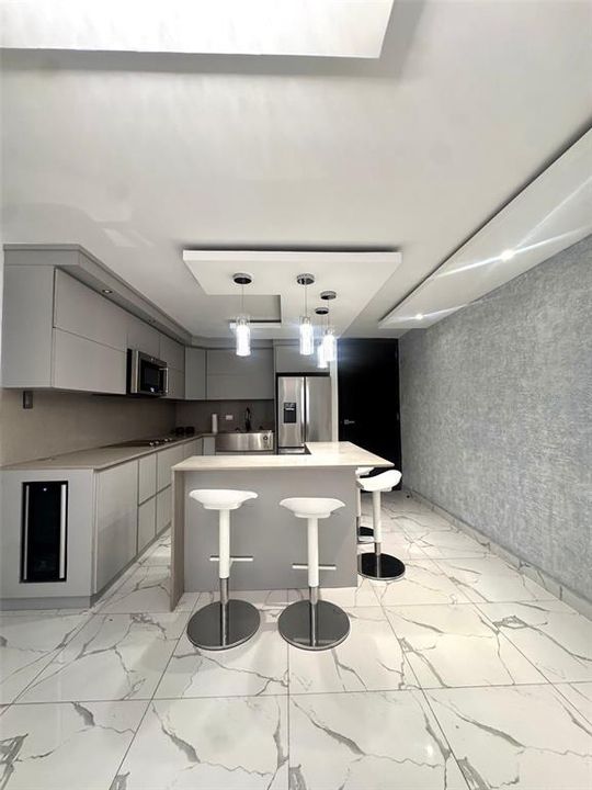 Недавно арендовано: $2,900 (2 спален, 2 ванн, 932 Квадратных фут)