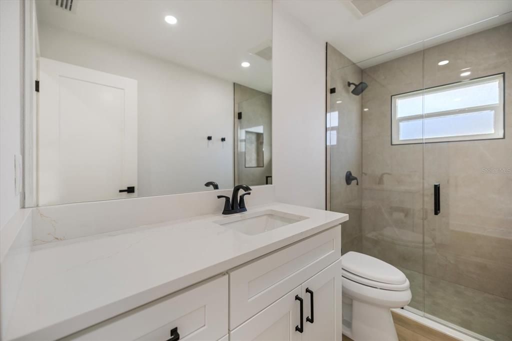 В аренду: $4,000 (3 спален, 2 ванн, 2186 Квадратных фут)