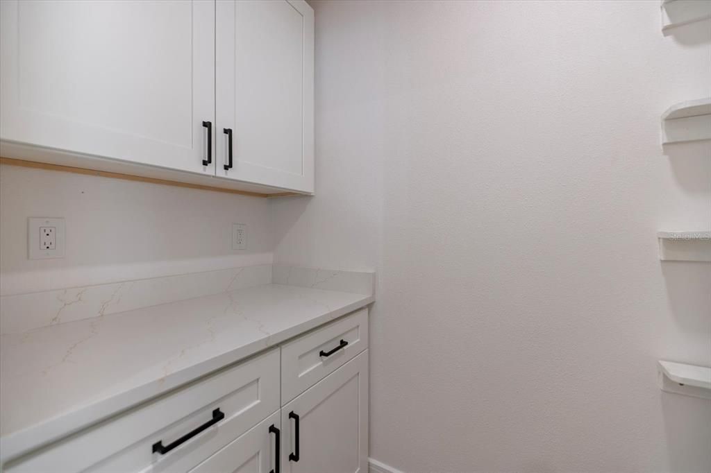 В аренду: $4,000 (3 спален, 2 ванн, 2186 Квадратных фут)