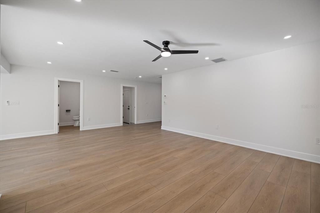 В аренду: $4,000 (3 спален, 2 ванн, 2186 Квадратных фут)