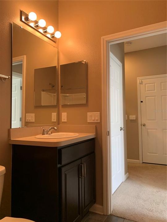 В аренду: $3,900 (5 спален, 3 ванн, 3021 Квадратных фут)