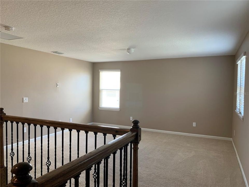 В аренду: $3,900 (5 спален, 3 ванн, 3021 Квадратных фут)