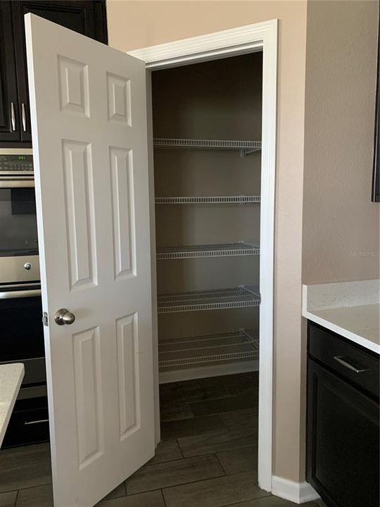 В аренду: $3,900 (5 спален, 3 ванн, 3021 Квадратных фут)