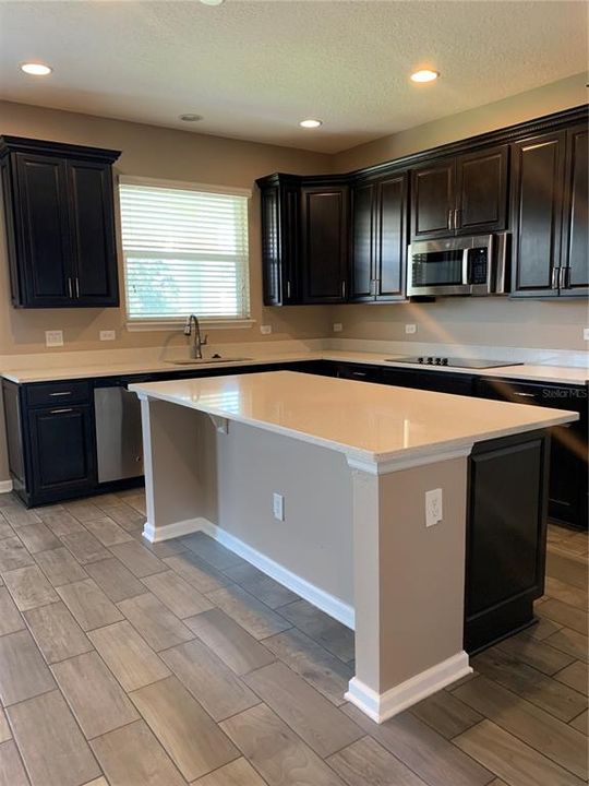 В аренду: $3,900 (5 спален, 3 ванн, 3021 Квадратных фут)