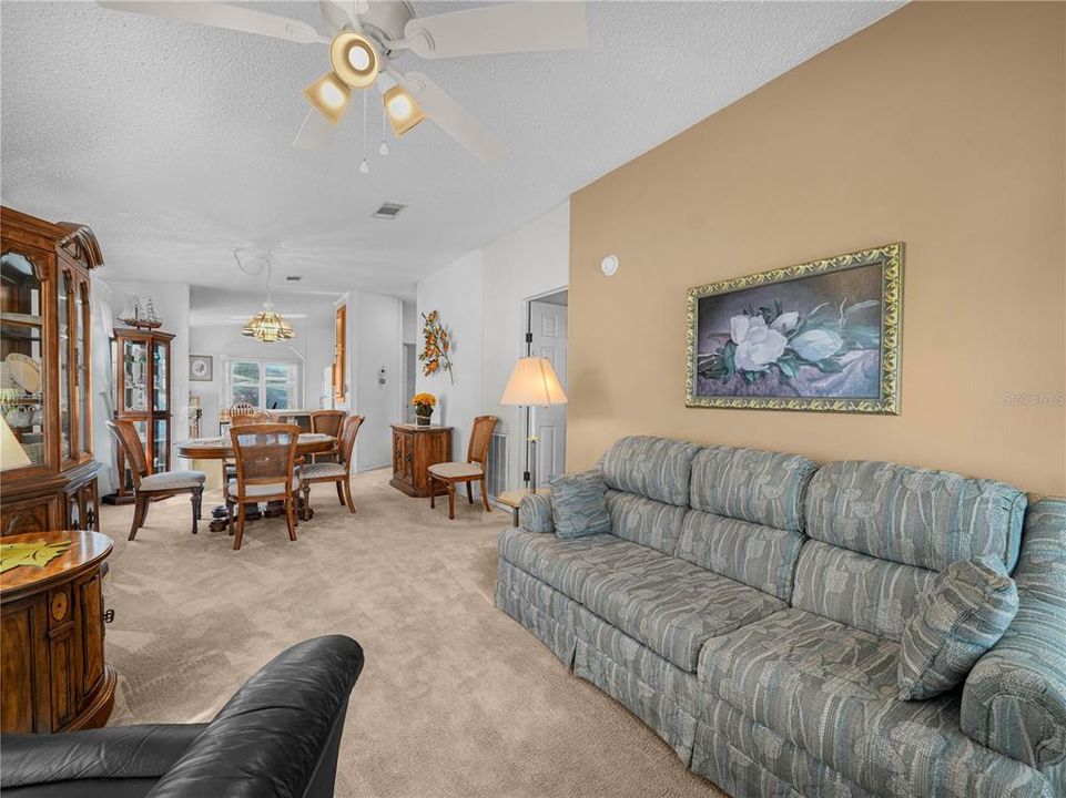 待售: $159,900 (2 贝兹, 2 浴室, 1128 平方英尺)