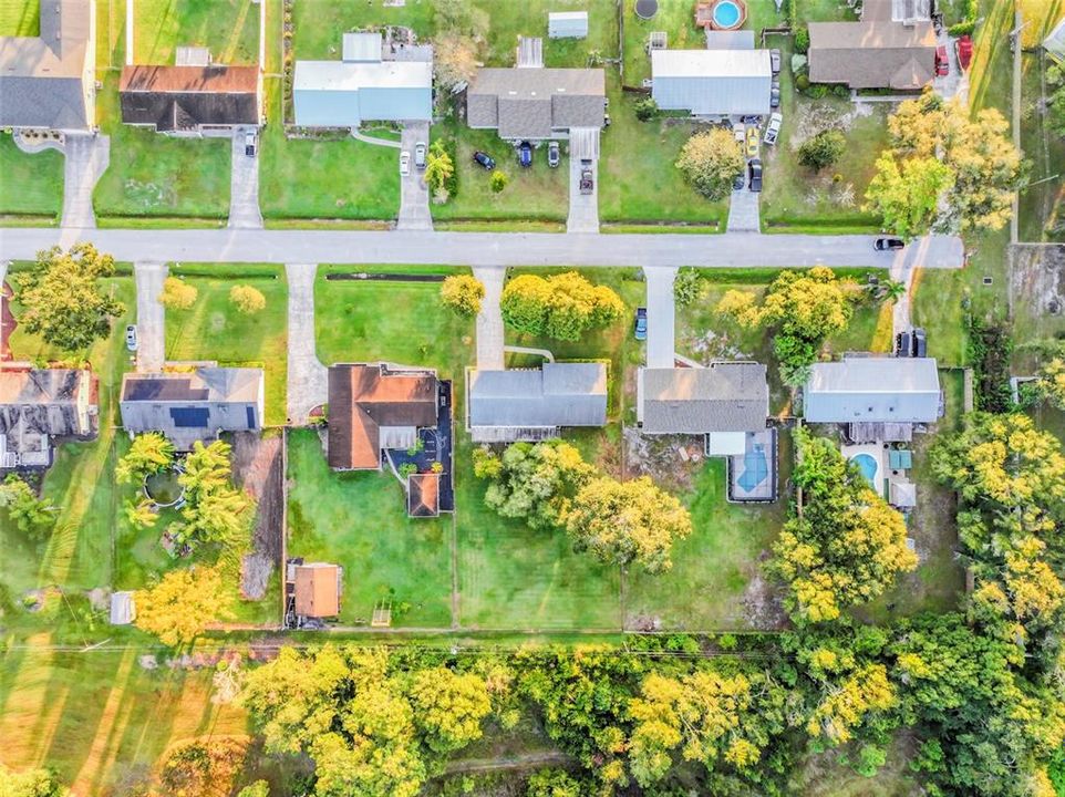 For Sale: $324,900 (4 beds, 2 baths, 1676 Square Feet)