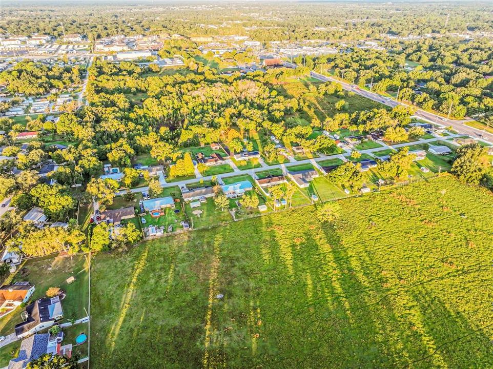 For Sale: $324,900 (4 beds, 2 baths, 1676 Square Feet)