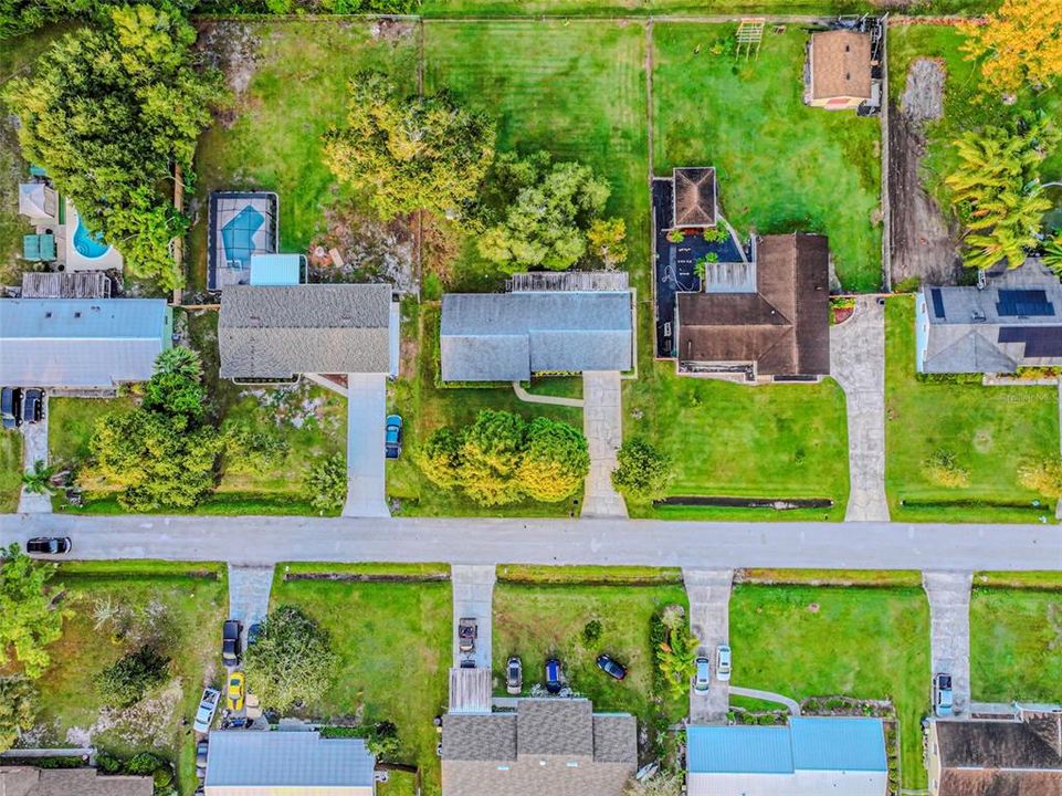 For Sale: $324,900 (4 beds, 2 baths, 1676 Square Feet)