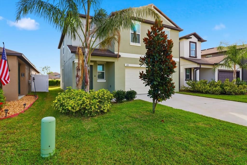 На продажу: $320,900 (4 спален, 2 ванн, 1881 Квадратных фут)