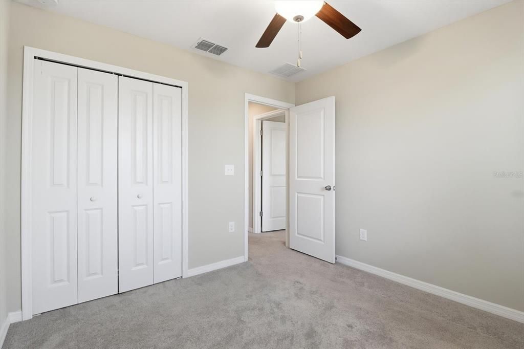 На продажу: $320,900 (4 спален, 2 ванн, 1881 Квадратных фут)