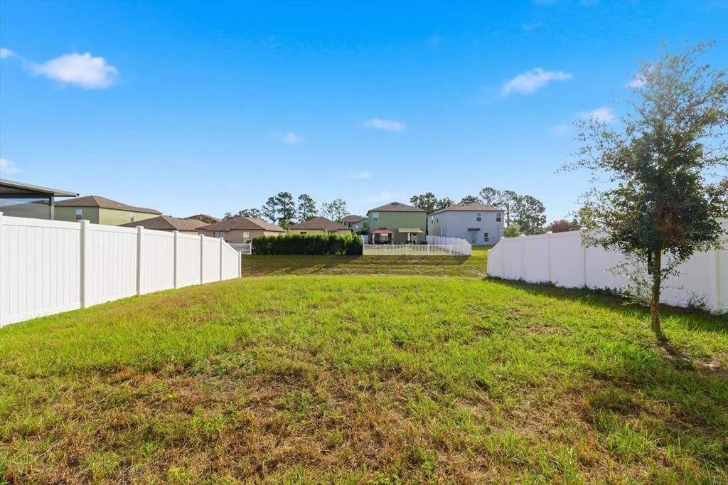 На продажу: $320,900 (4 спален, 2 ванн, 1881 Квадратных фут)