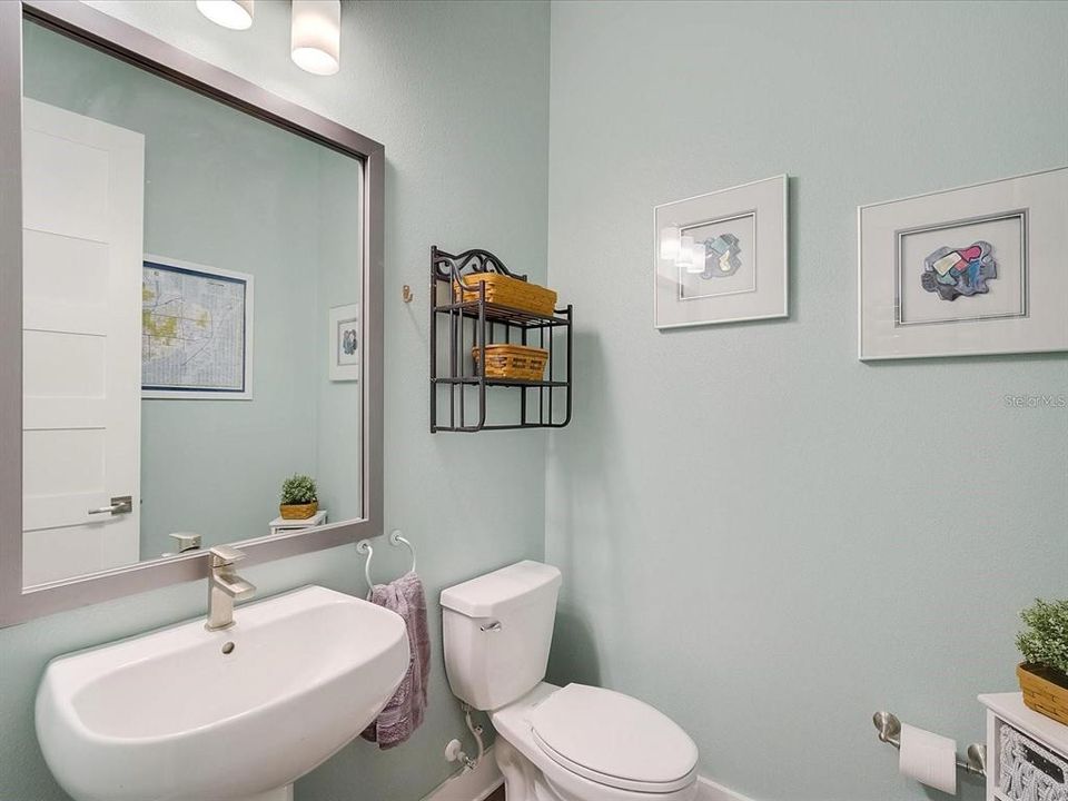 En Renta: $6,000 (2 camas, 2 baños, 1957 Pies cuadrados)