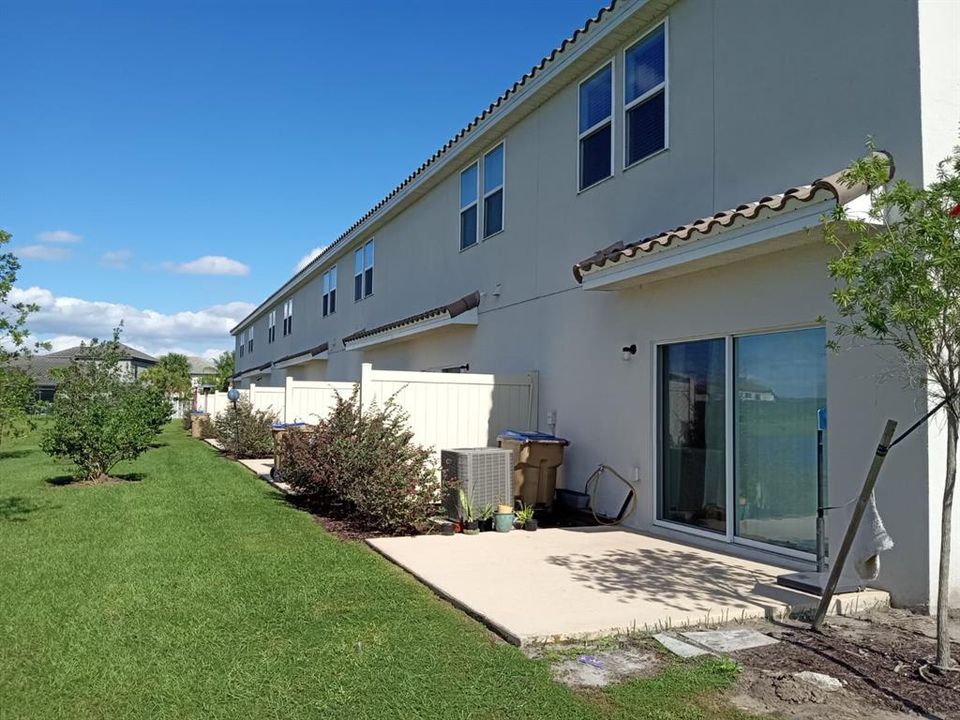 For Sale: $260,000 (3 beds, 2 baths, 1365 Square Feet)