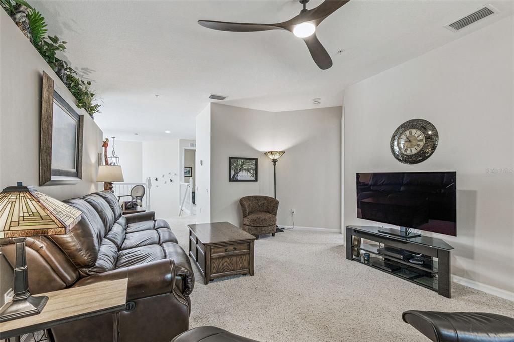 For Sale: $429,900 (3 beds, 2 baths, 1863 Square Feet)