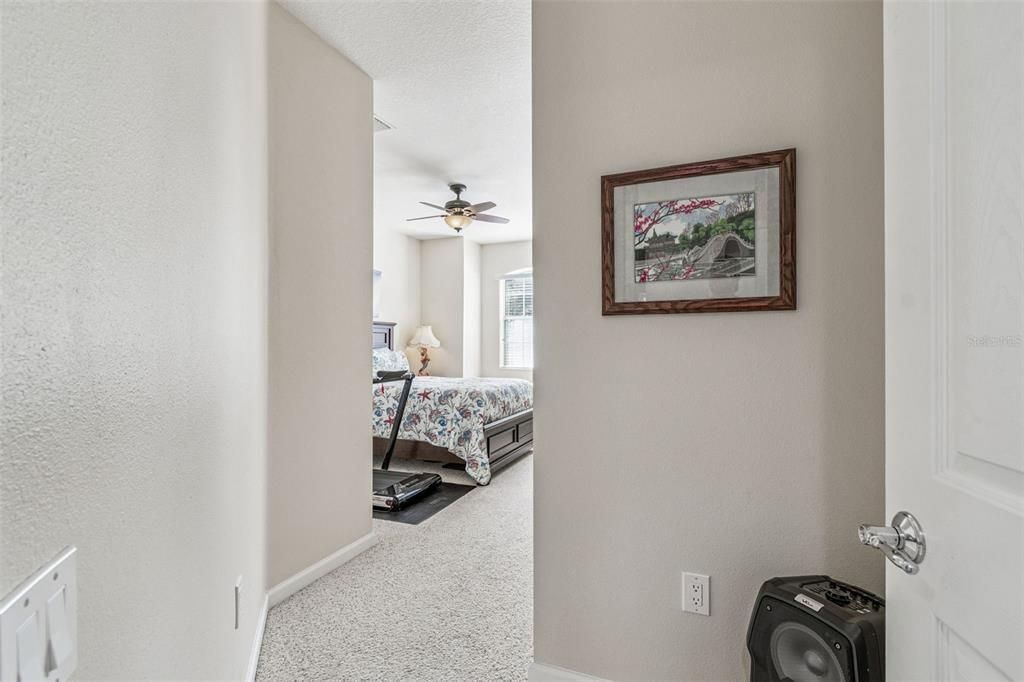 For Sale: $429,900 (3 beds, 2 baths, 1863 Square Feet)