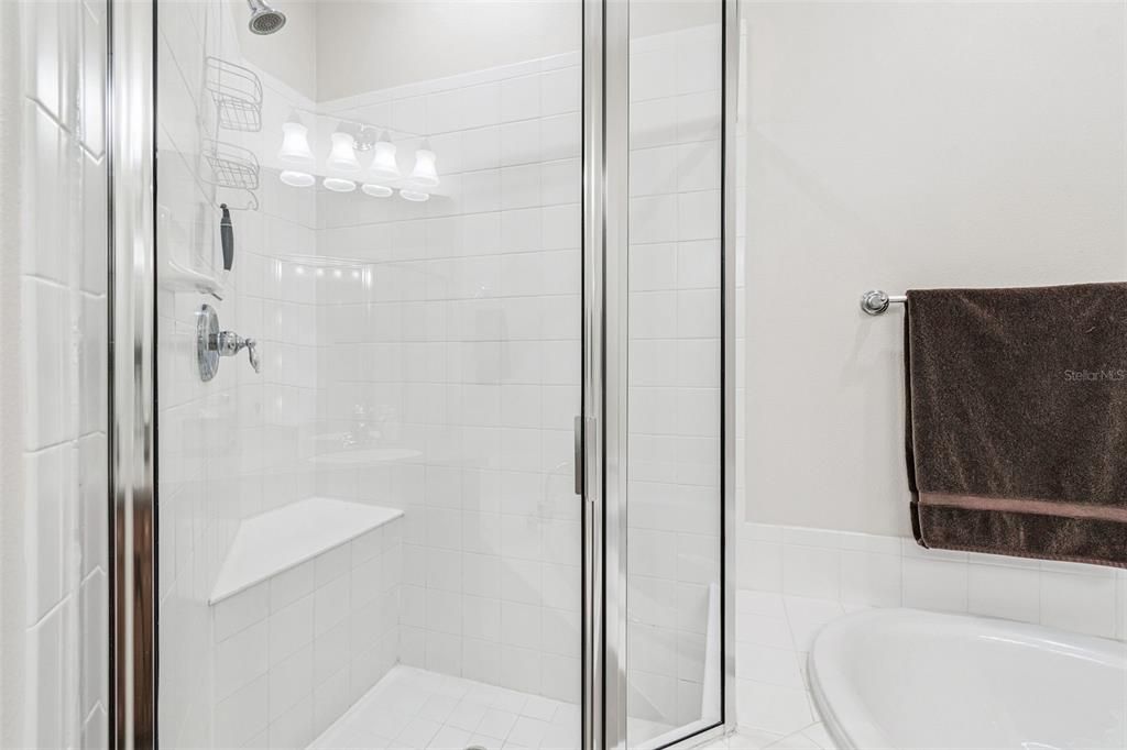 For Sale: $429,900 (3 beds, 2 baths, 1863 Square Feet)