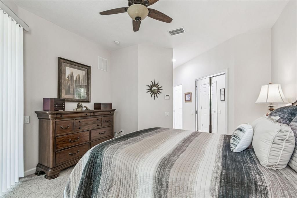 For Sale: $429,900 (3 beds, 2 baths, 1863 Square Feet)