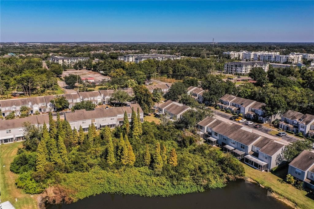 Под контрактом: $217,500 (2 спален, 2 ванн, 1360 Квадратных фут)