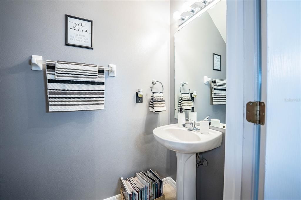 Под контрактом: $217,500 (2 спален, 2 ванн, 1360 Квадратных фут)