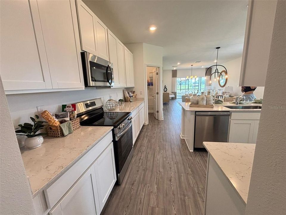 For Rent: $2,490 (4 beds, 3 baths, 2278 Square Feet)