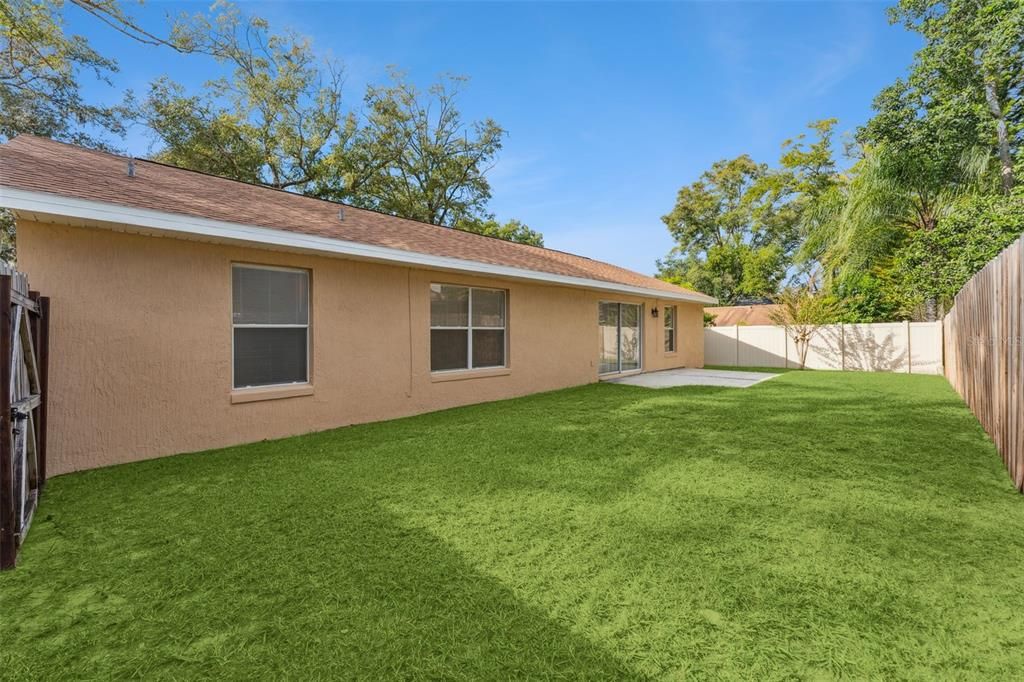 Activo con contrato: $334,900 (3 camas, 2 baños, 1614 Pies cuadrados)