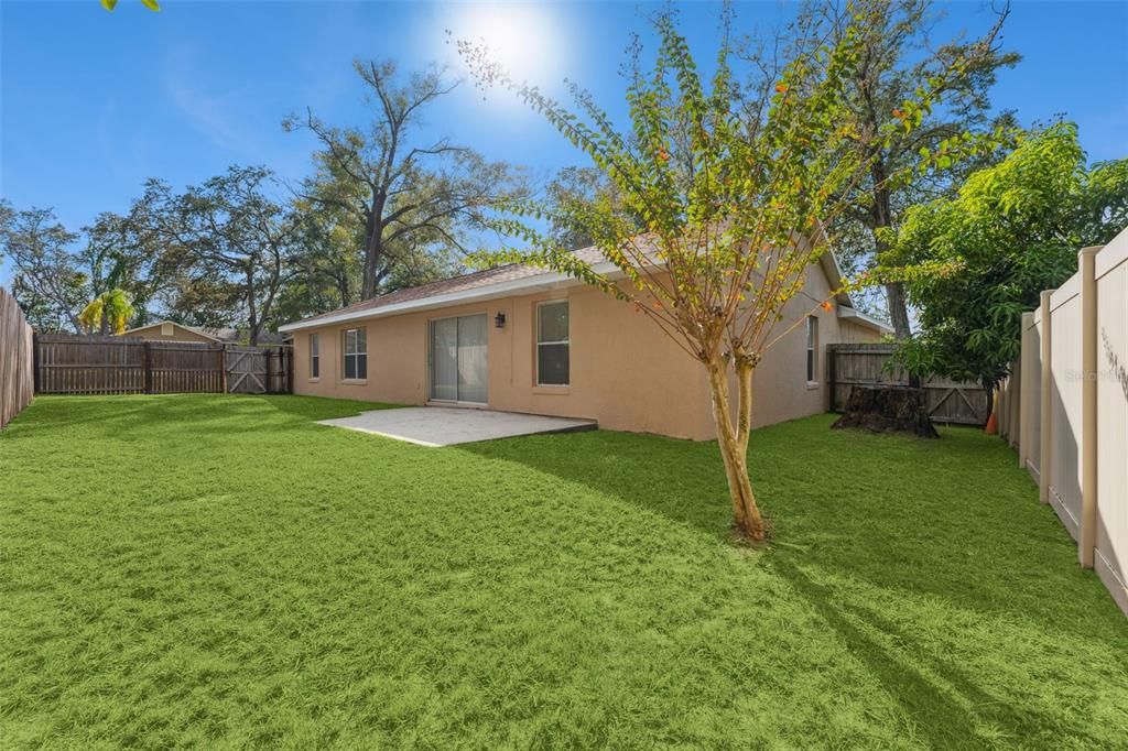 Activo con contrato: $334,900 (3 camas, 2 baños, 1614 Pies cuadrados)