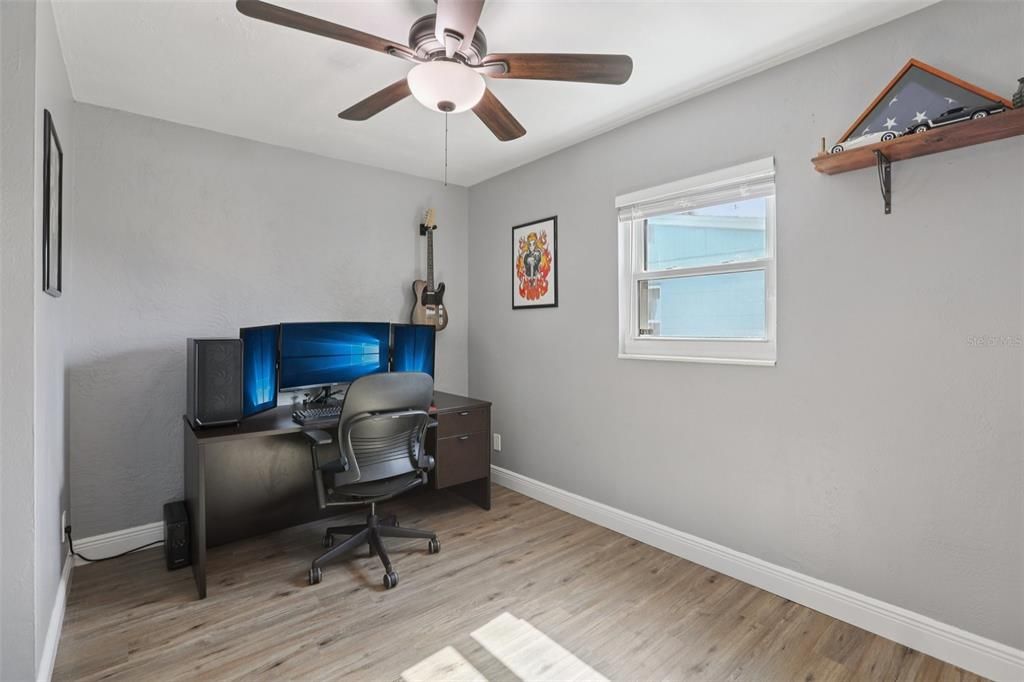 For Sale: $375,000 (3 beds, 2 baths, 1533 Square Feet)