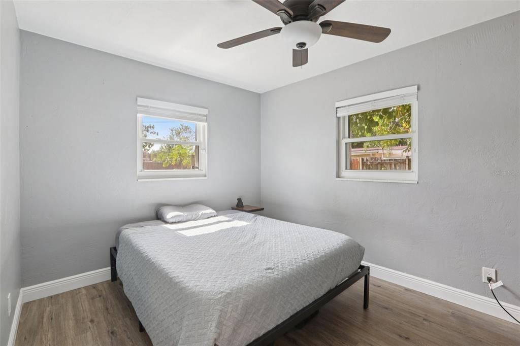 For Sale: $375,000 (3 beds, 2 baths, 1533 Square Feet)