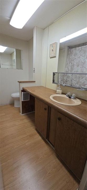 На продажу: $74,900 (2 спален, 1 ванн, 795.5 Квадратных фут)