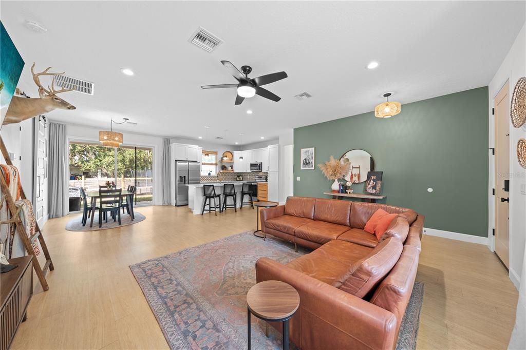 For Sale: $499,900 (4 beds, 3 baths, 2343 Square Feet)