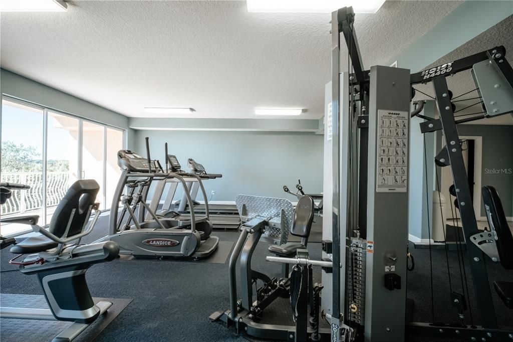 For Sale: $420,000 (3 beds, 2 baths, 2010 Square Feet)