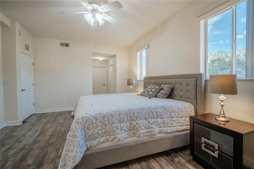 For Sale: $420,000 (3 beds, 2 baths, 2010 Square Feet)