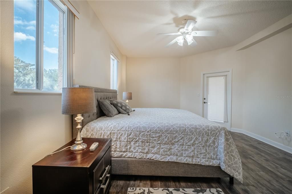 For Sale: $420,000 (3 beds, 2 baths, 2010 Square Feet)