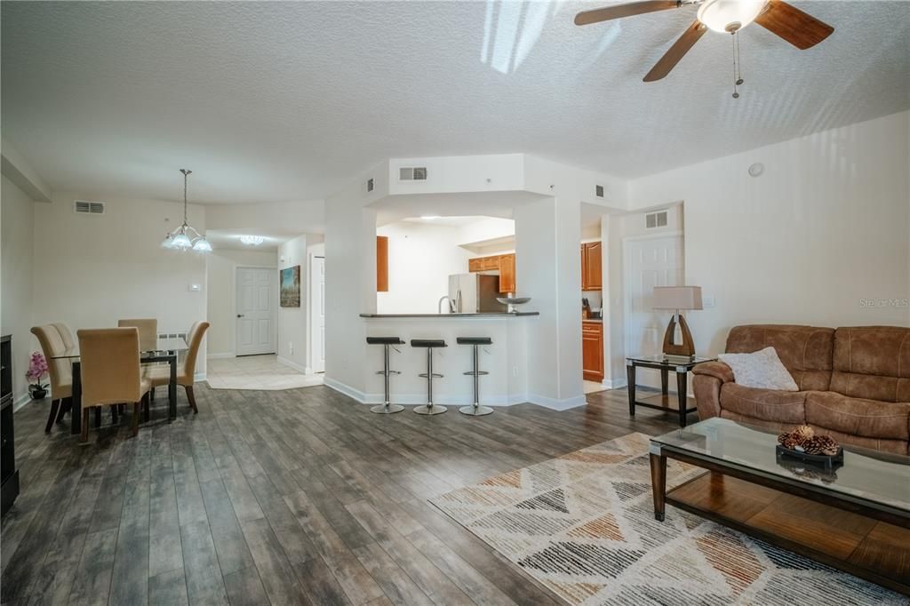 For Sale: $420,000 (3 beds, 2 baths, 2010 Square Feet)